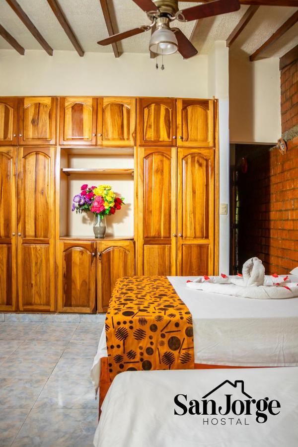 Hostal San Jorge Cerritos ภายนอก รูปภาพ
