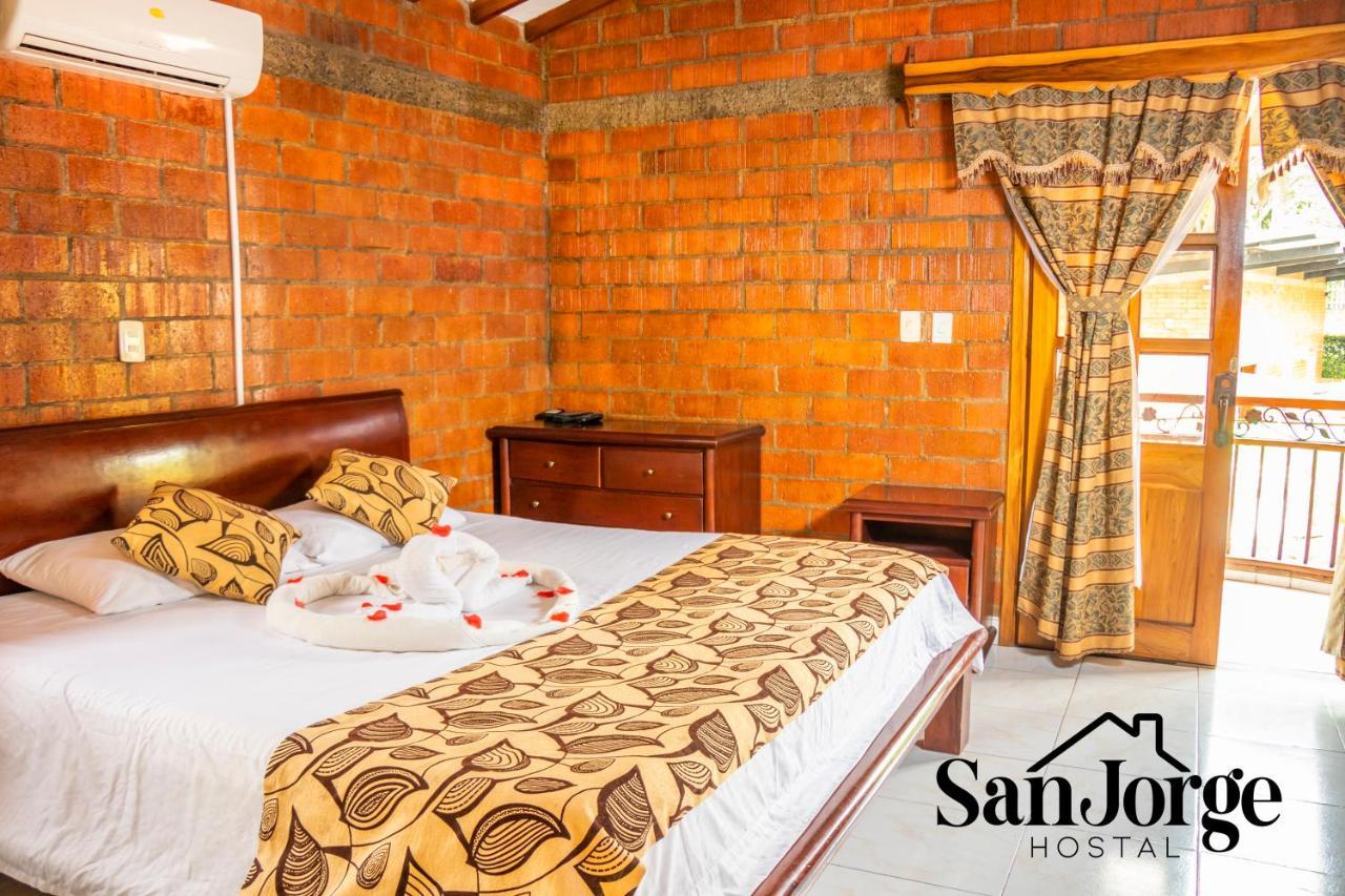 Hostal San Jorge Cerritos ภายนอก รูปภาพ