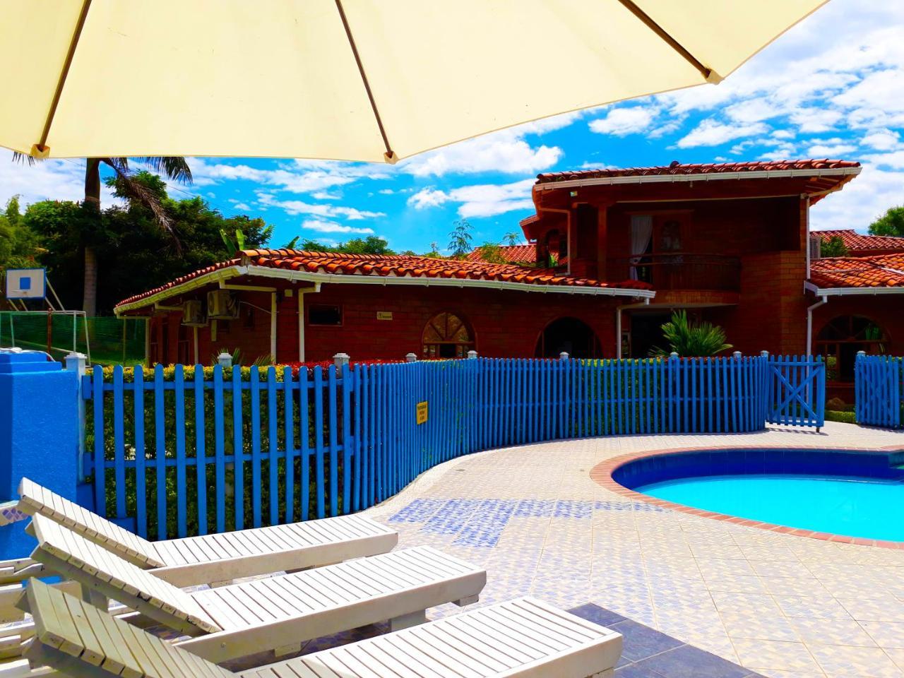 Hostal San Jorge Cerritos ภายนอก รูปภาพ